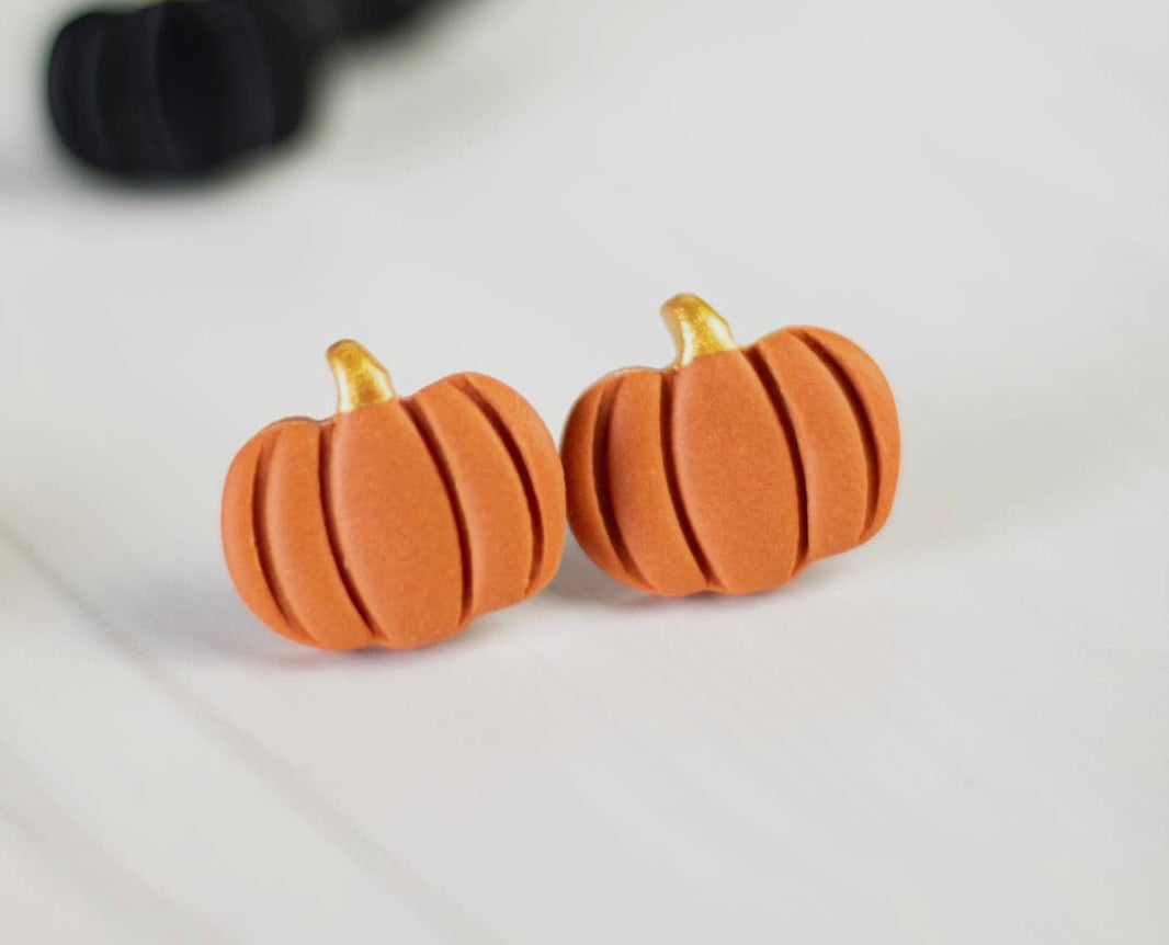 Small Pumpkin Stud Earrings