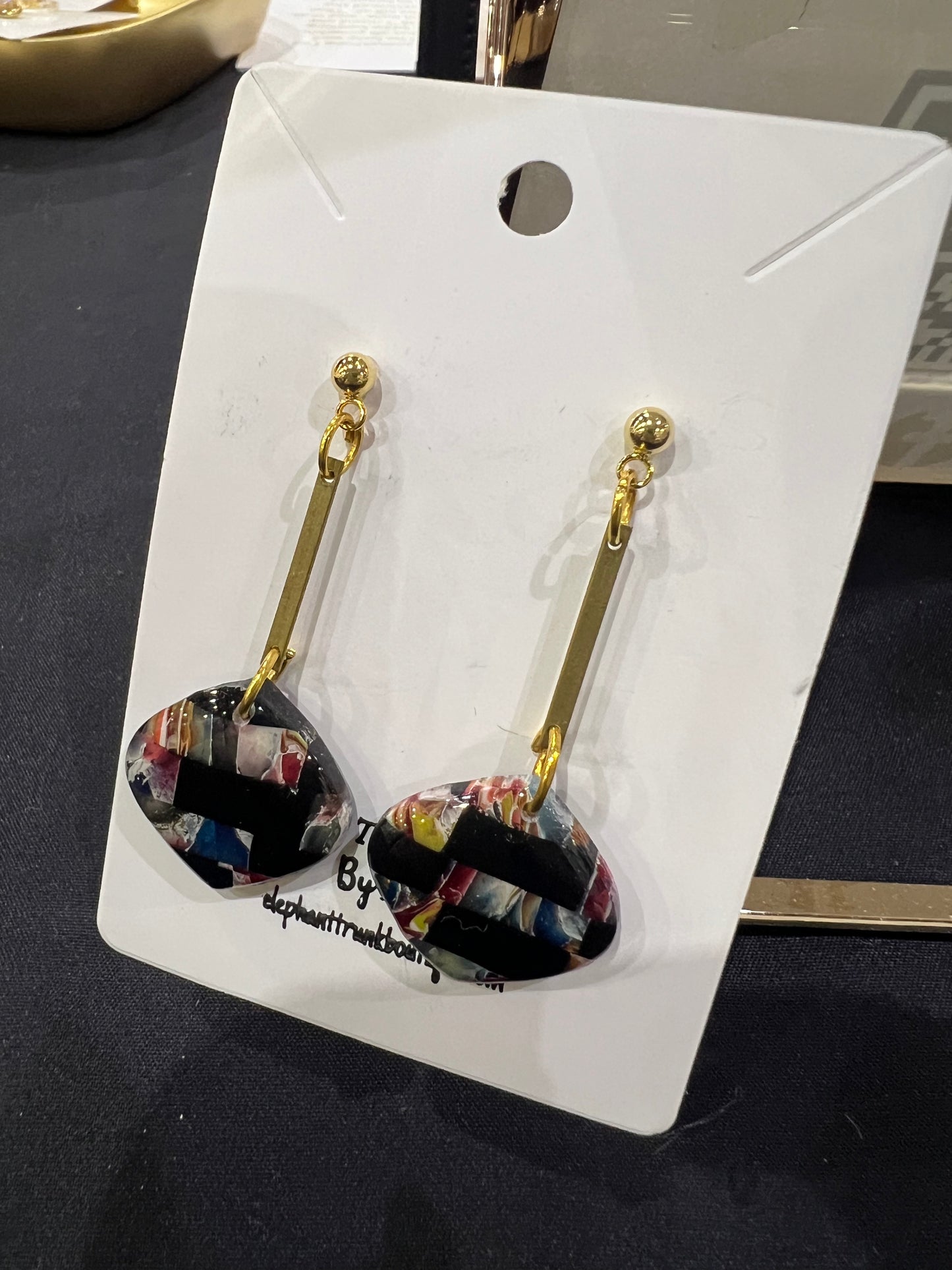 Checkered Diamond Shape Dangle Earrings