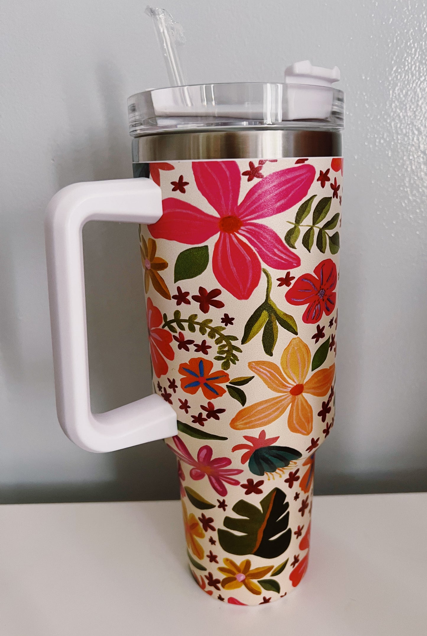 Drink Up Tropical Flowers 40 OZ Drink Tumbler With Lid and Straw