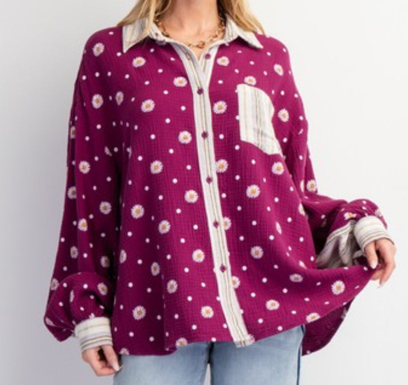 Falling Into Daisy Blooms Button Down