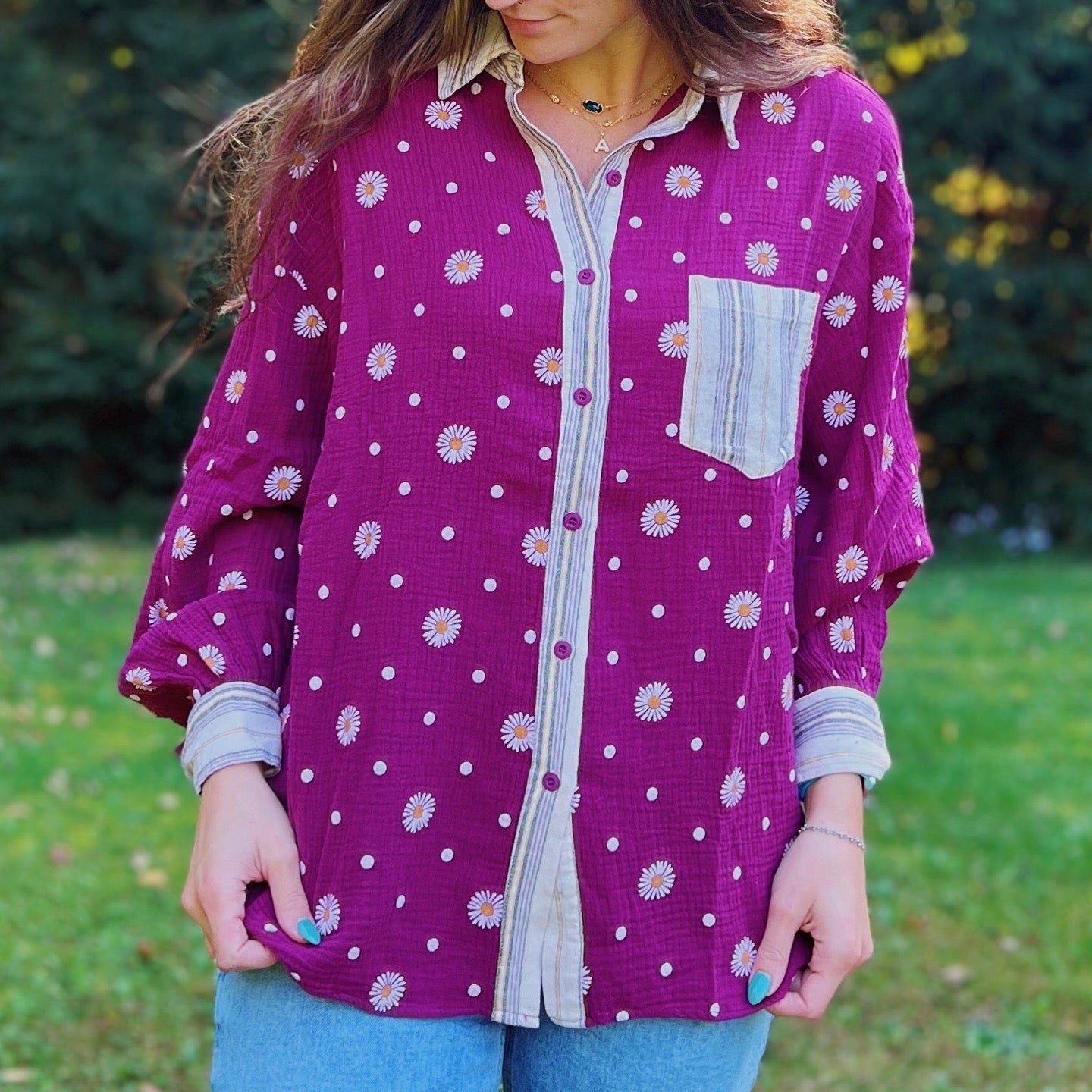 Falling Into Daisy Blooms Button Down