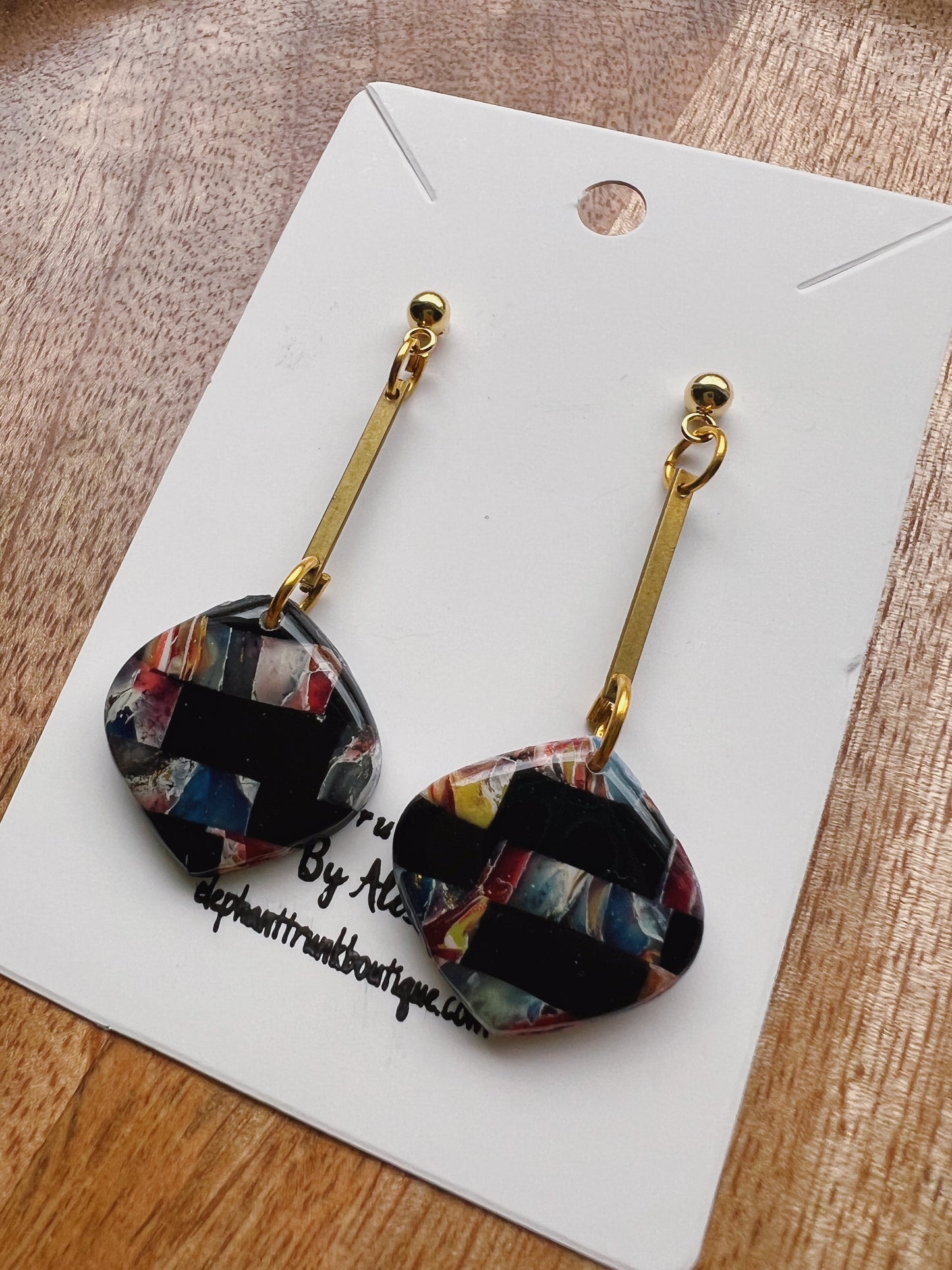 Checkered Diamond Shape Dangle Earrings