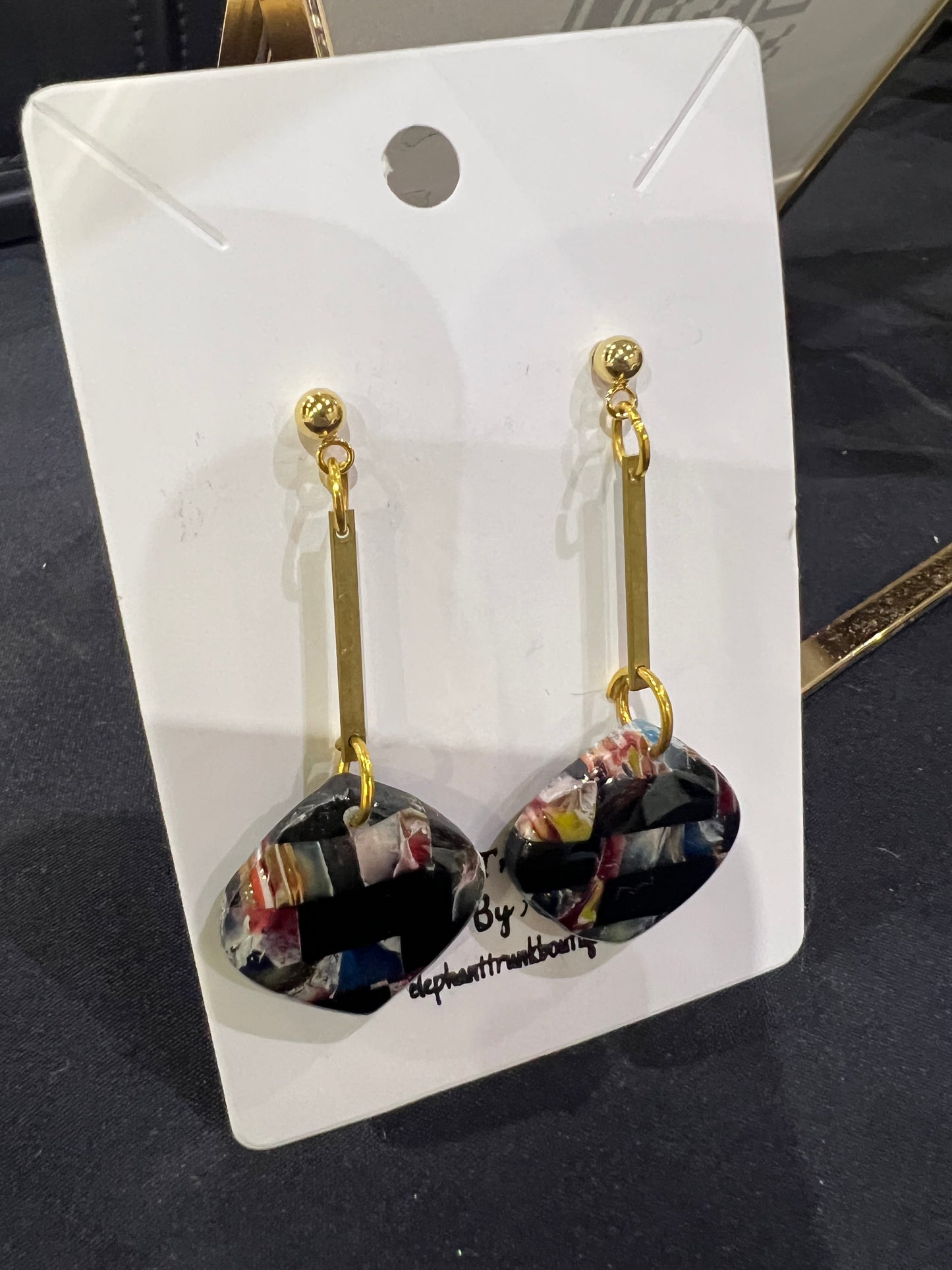 Checkered Diamond Shape Dangle Earrings