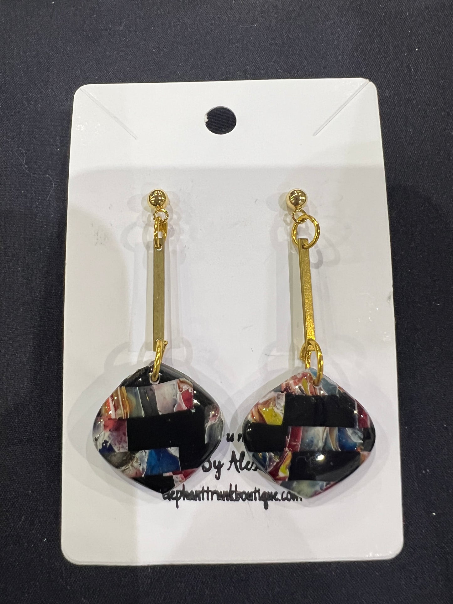 Checkered Diamond Shape Dangle Earrings