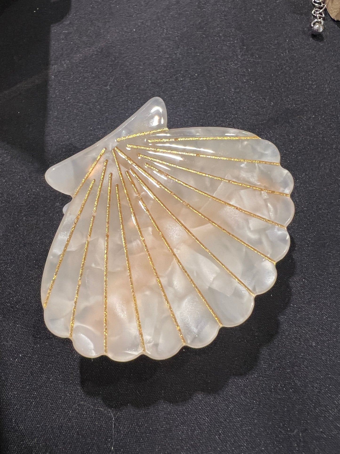 Seashell Hair Claw Clip
