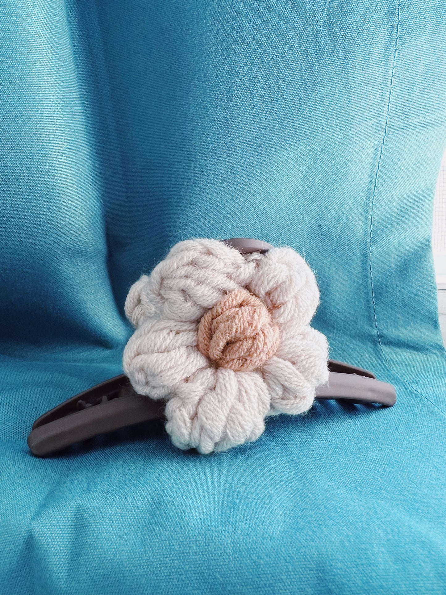 Knit Flower Claw Clip